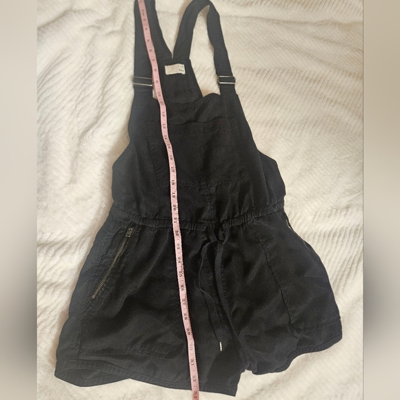 Aritzia Wilfred Free Beatriz Overall Romper - Picture 10 of 11
